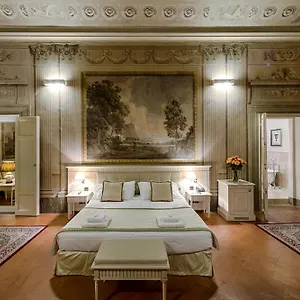 Palazzo Guicciardini Hotel Florence