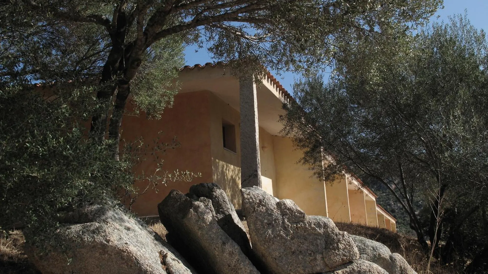 Hotel Turismo Rurale Montitundu Portisco Italy
