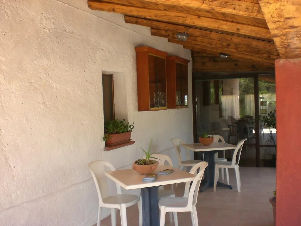 Hotel Turismo Rurale Montitundu Portisco